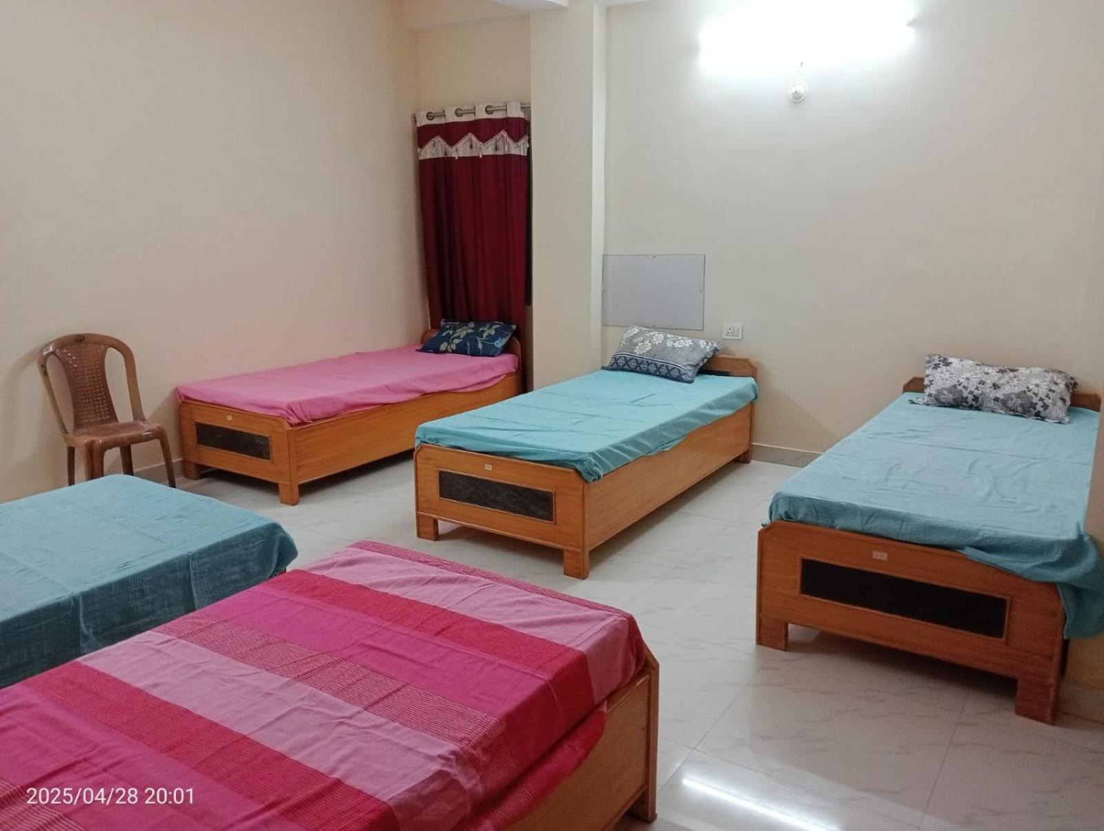 Hotel Vishwa Residency Патна Номер фото